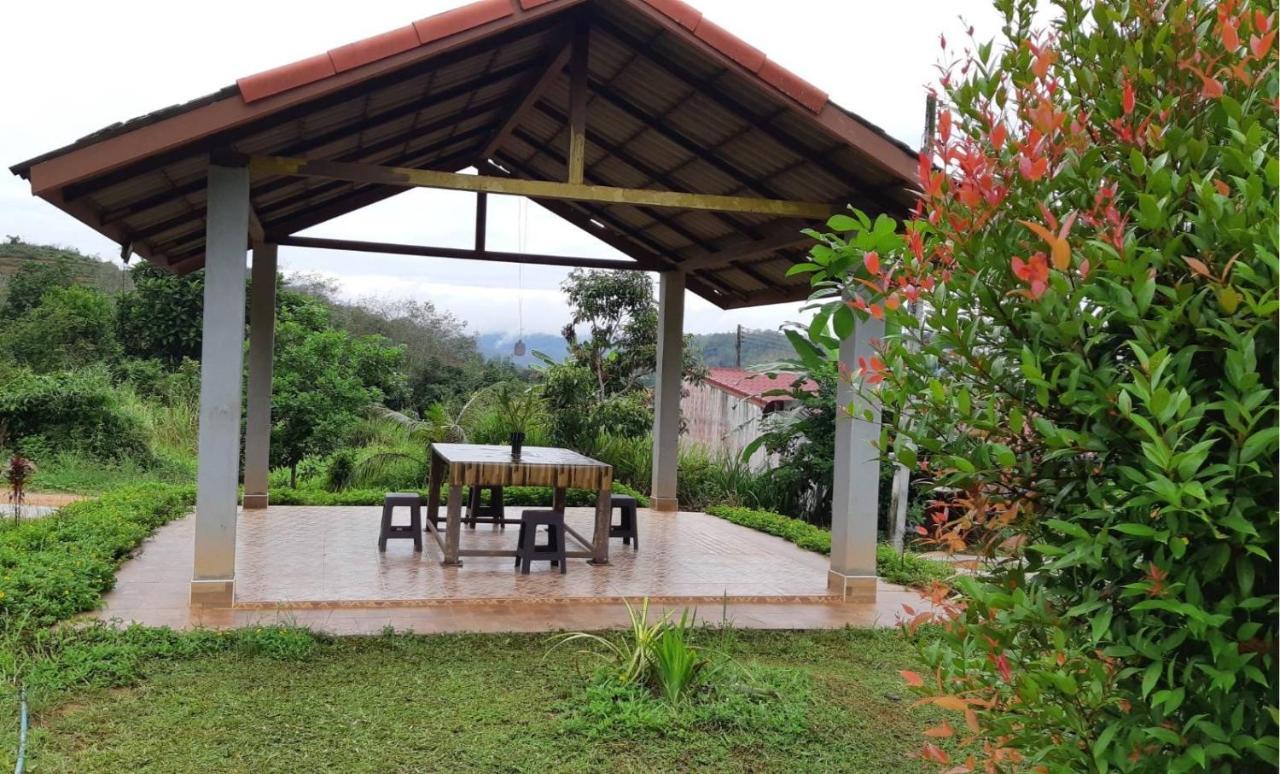 Betong House In The Garden Villa Exterior photo